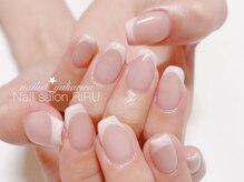 リル(RIRU)/ミルクフレンチネイル