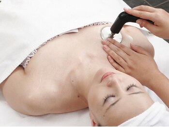 ロックスペース 九段下店の写真/インディバ＋整体の効果がとにかく強い!整体で大きな筋肉をほぐし、インディバで深層部を温め＆引き締め**