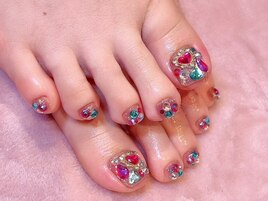 キラキラビジューフットネイル