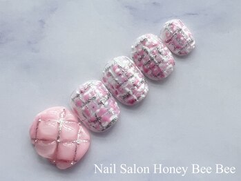ハニービービー(Honey Bee Bee)/ピンクキルティングネイル