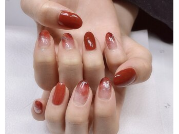 アイラッシュアンドネイル ブルーミン(Bloomin)/レッドネイルアート