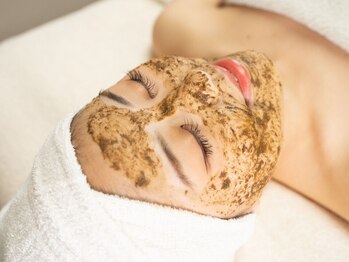 エターナルビューティー(eternal beauty)の写真/【シンデレラハーブ】古くなった角質を取り除き,詰まった皮脂はすっきりお掃除◎しみ/くすみ改善でトーンUP