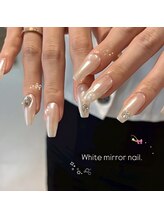 nail salon popo 新宿三丁目2号店　〈韓国ネイル×ワンホンネイル×長さだし〉/ホワイトミラーネイル