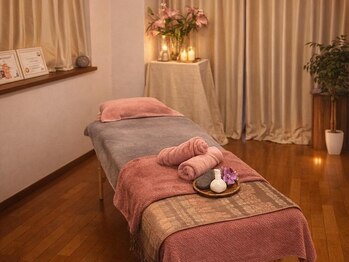 ユミエル アロマリンパマッサージ&タイ古式/エレガントな癒しのアジアン空間