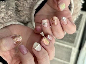 ピョル(PYOL.)/大阪本町 | ピンク白ニュアンス