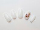 ホワイトニュアンスネイル