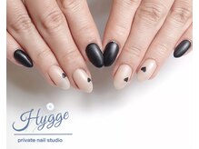 ヒュッゲ(Hygge)の雰囲気（大人モードなネイルも対応してます。）