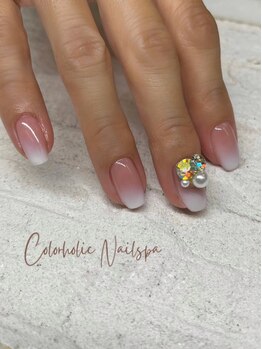 カラーホリック ネイルスパ(Colorholic Nailspa)の写真/フレンチやグラデーション,ワンカラーなどのシンプルネイルにさりげないアートがついてお得に可愛く♪