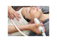 フェイシャルサロン セレスタイト/施術風景