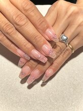 アイラ(Aila)/モザイクフレンチネイル