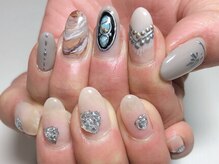 エスケーワイ(S K Y)/左右違うデザイン