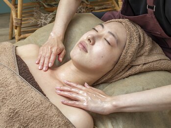 シュエット(CHOUETTE)/ハーブピーリング