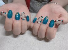 ラドール(La Dhole)/ステンドグラスネイル