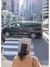 韓国肌管理室OO21/真っ直ぐ進み三井住友銀行前へ→