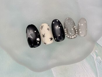 マンスリーネイル