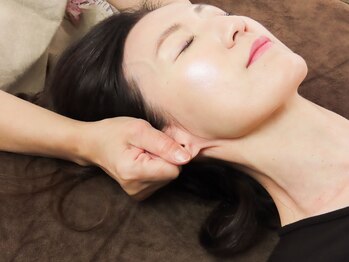 活瘉(KATSUYU)/爆睡続出のヘッドスパ!