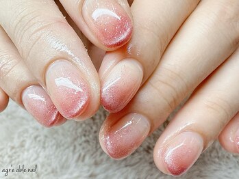 アグレアブルネイル(agr'e able nail)の写真/うるちゅる質感のマグネットカラーで指先に輝きをプラス☆フィルイン対応で爪に優しく、オフィス映えも◎