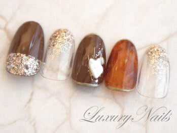 ラグジュアリーネイルズ タカダノババ(Luxury Nails Takadanobaba)/ブラウン*秋Nail