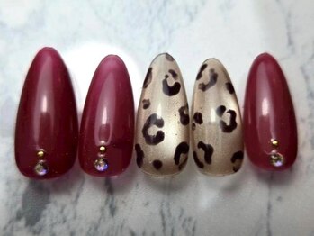 ミューズ MUSE 四街道大日店/ヒョウ柄レオパードボルドー赤