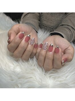 ネイルサロン R/スタイリングコース