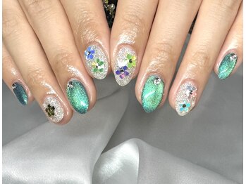 ケーエヌ(KN)/お花ネイル