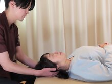 整体院 拓 太白院/首・ドライヘッドスパの施術風景