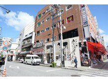 まほろば/国際通り（県庁側からの目印）