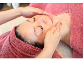 ミミ 二子玉川(mimi)/小顔美肌フェイシャル