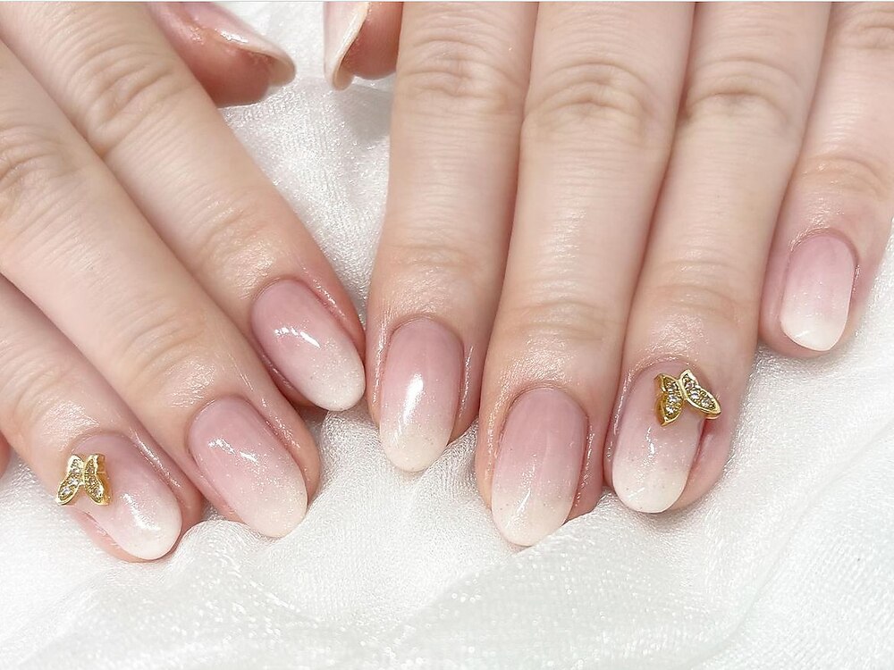 モニカ(Monica)/白グラデーション