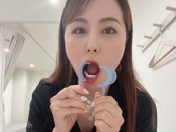 ホワイトニングショップ 旭川店/【手順2】オープナーを装着