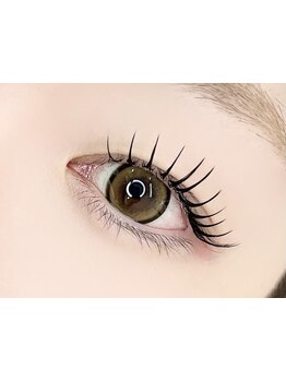 ボリュームのある目元にしたい