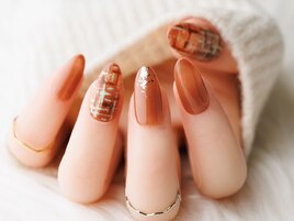 ツイード×ラメネイル