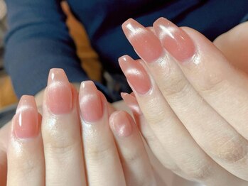 キャッツアイ東京 新宿店(Cat's eye TOKYO)の写真/【シンプルだけど、印象的に】モード系から大人可愛いまで、さりげなくトレンドを取り入れて上品華やかに♪