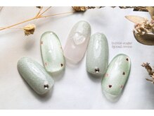 バブル シュガー バイ ネイルクローネ(bublle sugar by.nail crone)/グリーンハートネイル