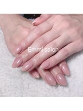 エミー(emmi)/