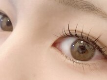 パリジェンヌラッシュリフト（当店では負担を軽減して施術！）