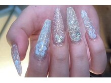 ネイルアンドアイラッシュスタジオ シュシュ(chouchou)/夏フラッシュ手書ハイビスカス