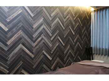 キャロリーヌ新宿店/メンズルーム1