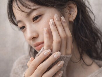 nuukの写真/【シンプルこそお洒落に】指先を美しく魅せる、洗練された色使いと艶。大人女性に似合う上品デザイン★