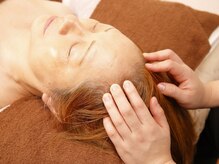 コモレビ(komorebi)の雰囲気（ 呼吸に合わせて行う、癒しの【ドライヘッドスパ】）