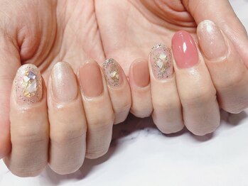 リッチネイル(Rich Nail)/キラキラシェルアート