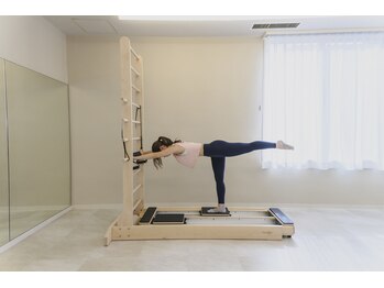 レーベン(Leben)/上級クラス：グループピラティス