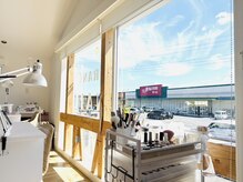 アレンジネイル(ARANGE NAIL)の雰囲気(ゆめマート、福岡銀行すぐそば。お隣はコインランドリーです☆)