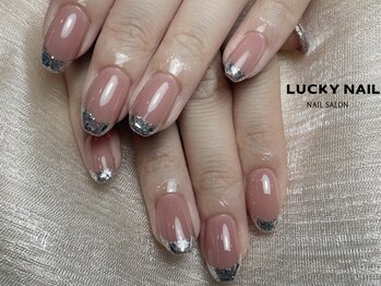 ラッキーネイル(LUCKY NAIL)/