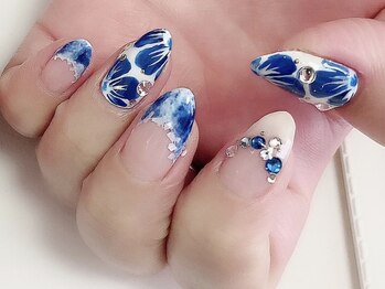 アンボワーズ(Amboise)/ハイビスカス