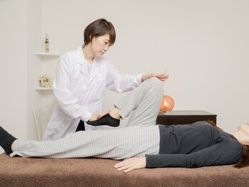 サロン ド エスフロウ(S-FLOW)/股関節を柔らかくし腰痛改善!!