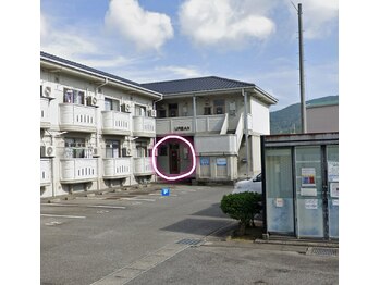 カルマーアンドビー(Calmer & Be.)/東広島市バストケア肌質改善専門