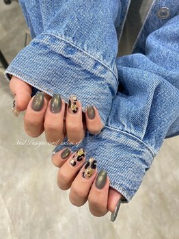 エフネイル 元町中華街店(ef nail)の写真/高技術力でモチの良さ、仕上がりの美しさも◎初めての方も大歓迎！貴方史上最高の指先へ導きます♪