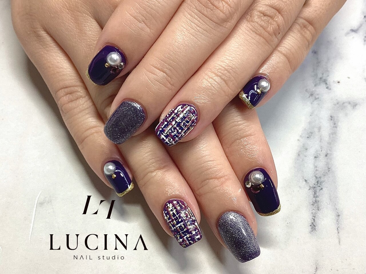 2025年-2026年冬トレンド】パープル ツイードのネイルデザイン集｜人気