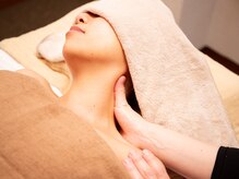 Relaxation Saron Ruu